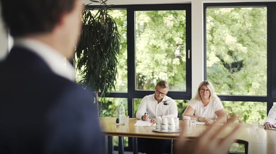 Über uns-Meeting